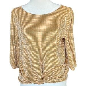 W5 Front Twist Shirt